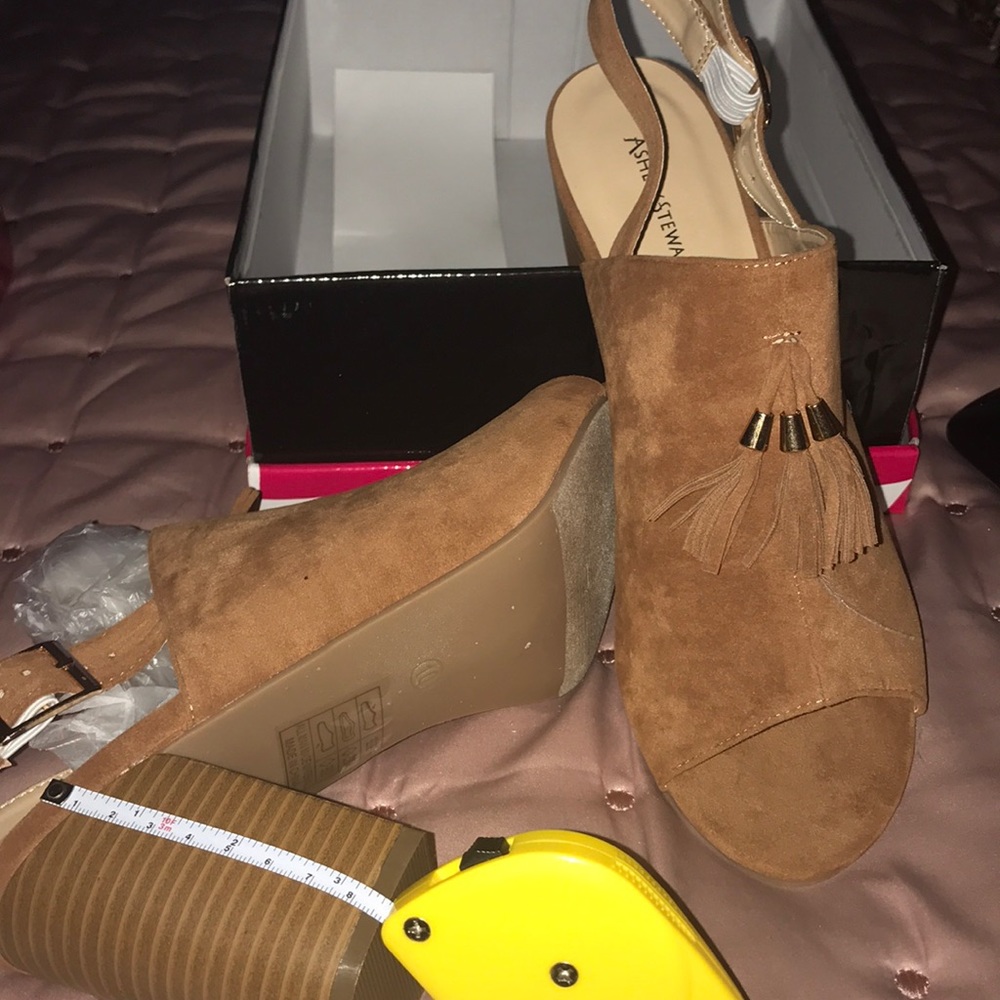 Cognac tassel Sandal